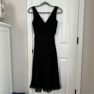 Anne Klein Elegant Black Sleeveless Midi Dress